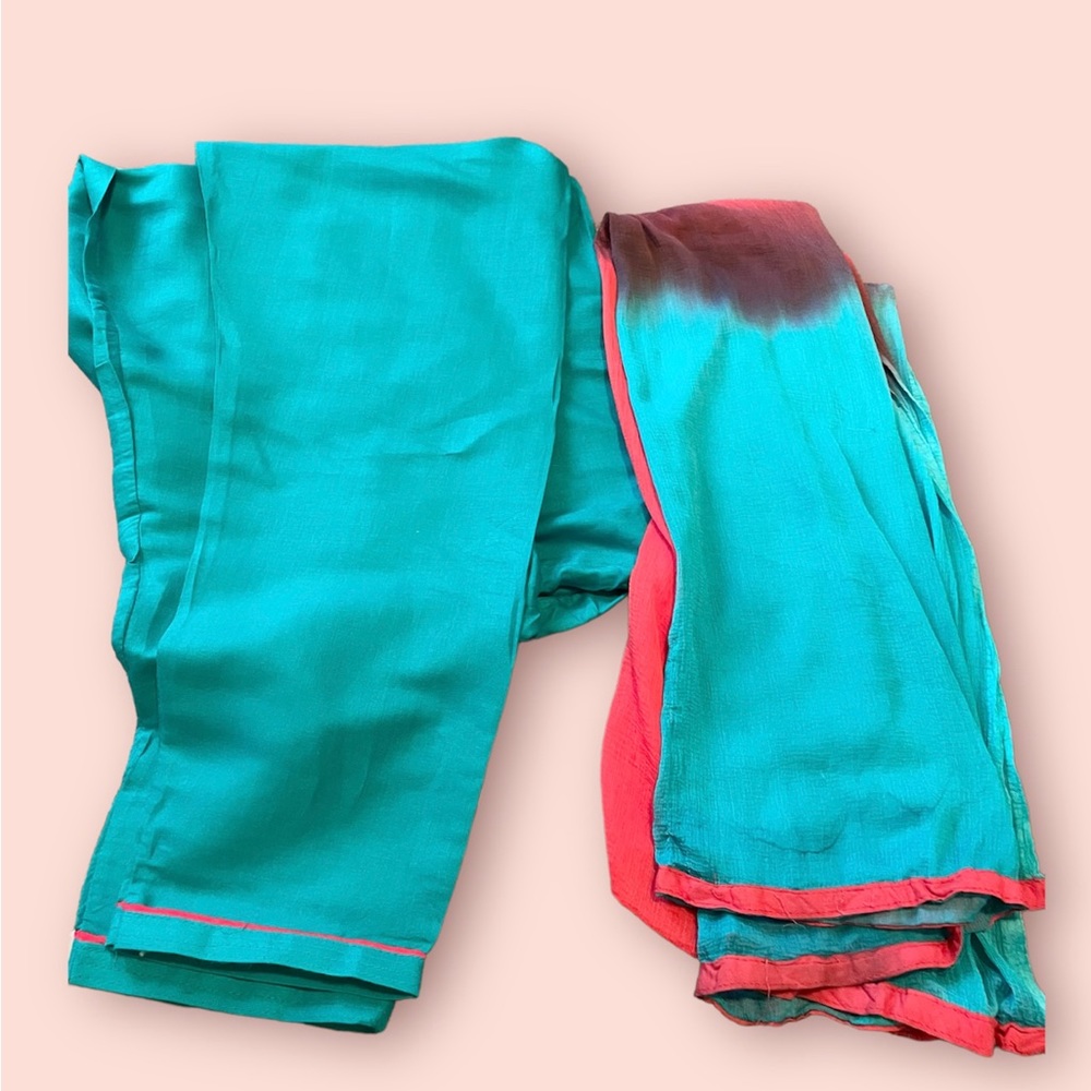 Salwar set - Picture 7 of 8